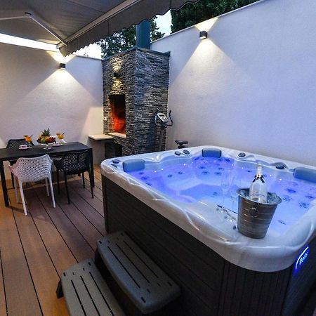Luxury Apartment Knezovic Sinj Ngoại thất bức ảnh
