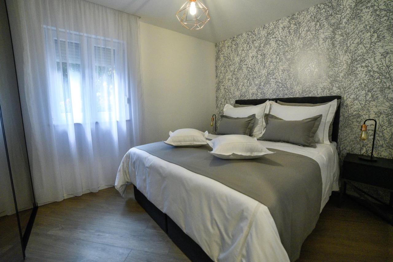Luxury Apartment Knezovic Sinj Ngoại thất bức ảnh