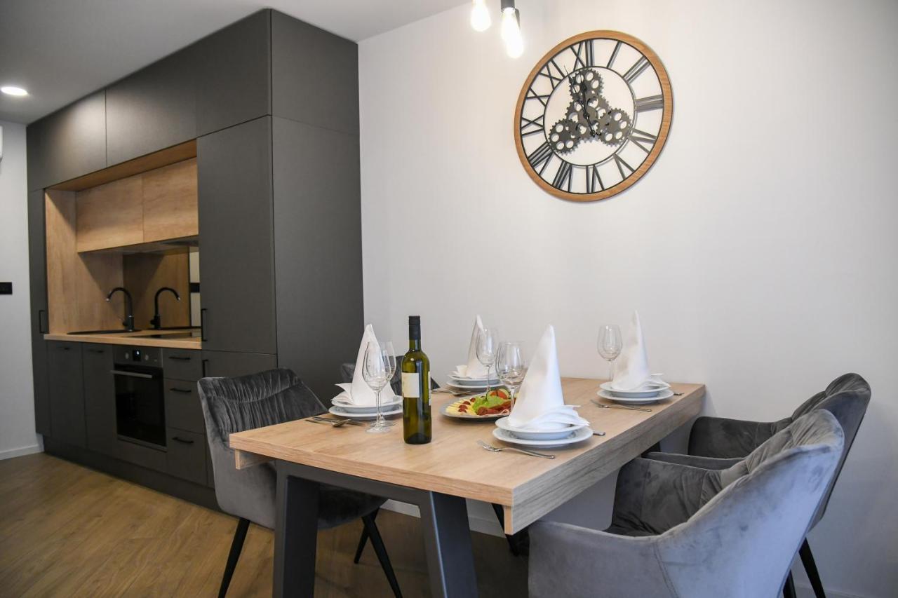 Luxury Apartment Knezovic Sinj Ngoại thất bức ảnh