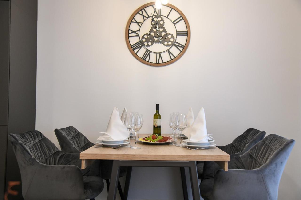 Luxury Apartment Knezovic Sinj Ngoại thất bức ảnh