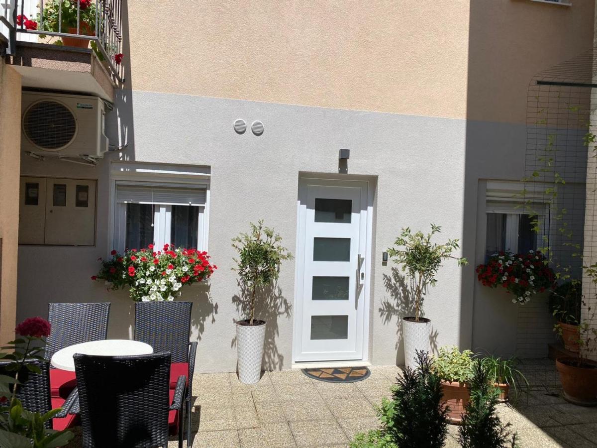 Luxury Apartment Knezovic Sinj Ngoại thất bức ảnh