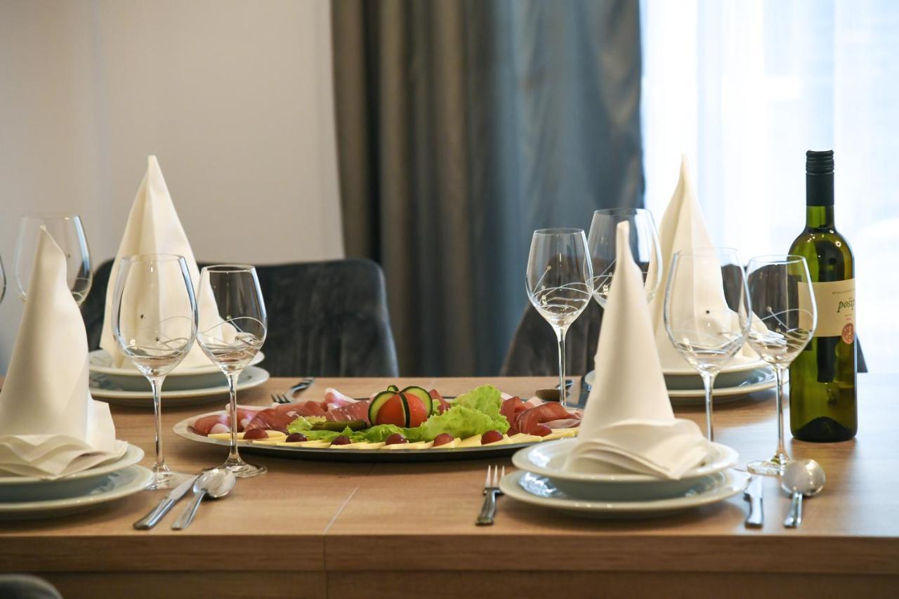 Luxury Apartment Knezovic Sinj Ngoại thất bức ảnh