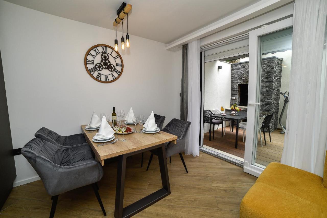 Luxury Apartment Knezovic Sinj Ngoại thất bức ảnh
